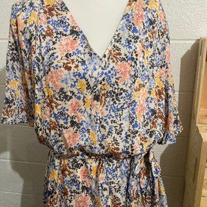 Jessica Simpson Women's Cerise Flutter Sleeve Tie Belt Top 2X